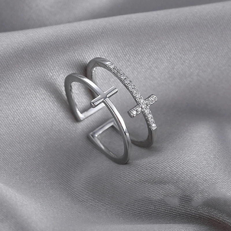 Double Cross Flashing Zircon Ring