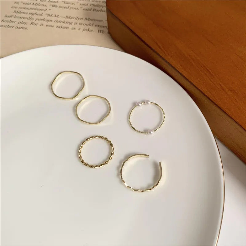 5pcs/set Ring - Simple Three Pearl Wavy Combination Ring